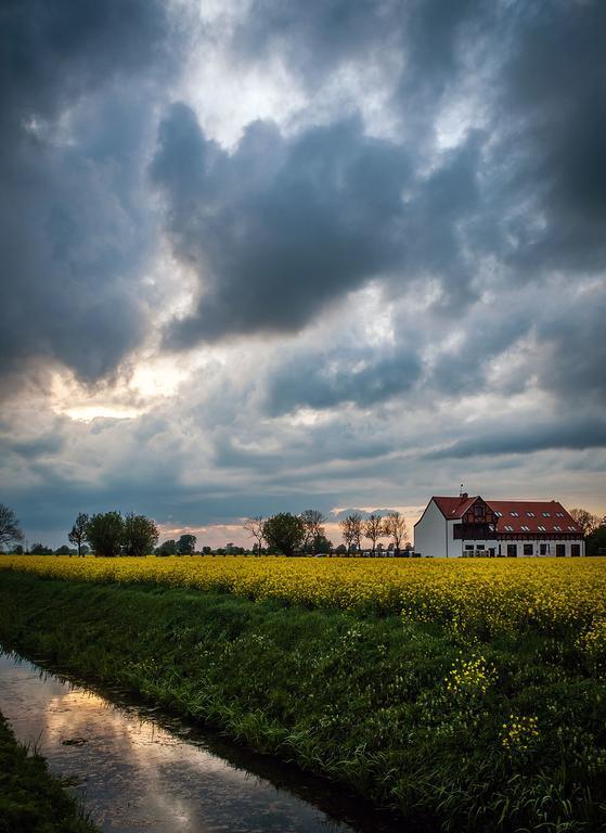Folwark Zulawski Elblag Esterno foto
